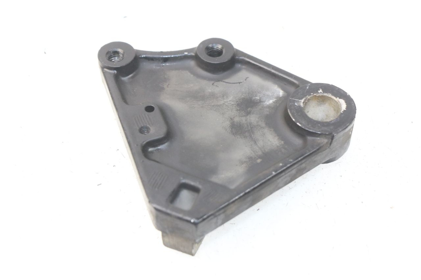 photo de REAR CALIPER BRACKET HYOSUNG COMET GTR 125 (2007 - 2014) - Zoom on usage condition