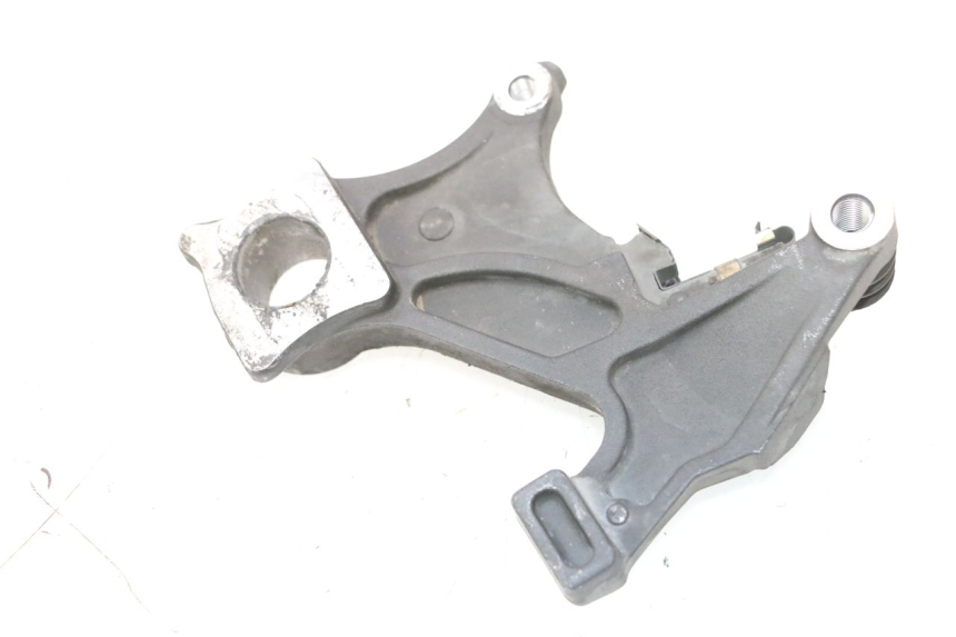 photo de REAR CALIPER BRACKET SUZUKI GSR 600 (2005 - 2012) - Main view