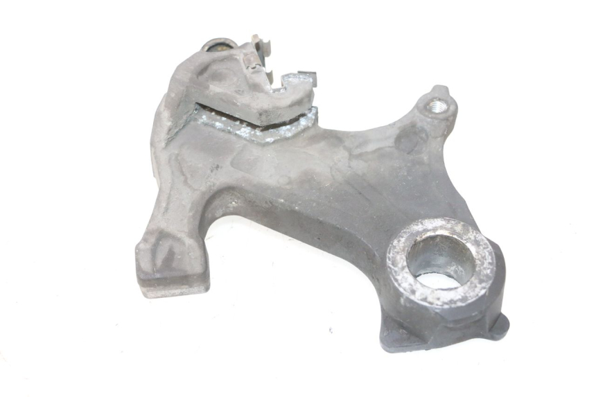 photo de REAR CALIPER BRACKET SUZUKI GSR 600 (2005 - 2012) - Zoom on usage condition
