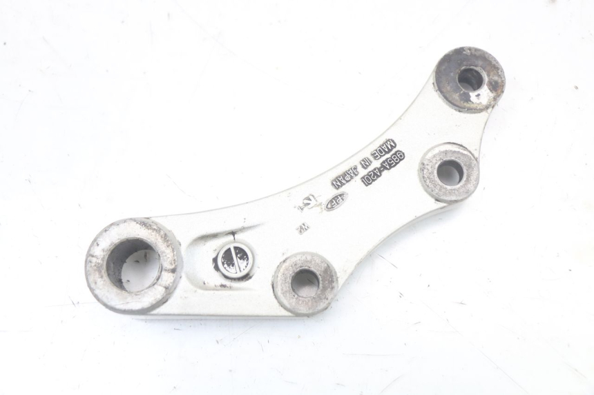 photo de REAR CALIPER BRACKET KAWASAKI GTR 1000 (1994 - 2004) - Alternative perspective