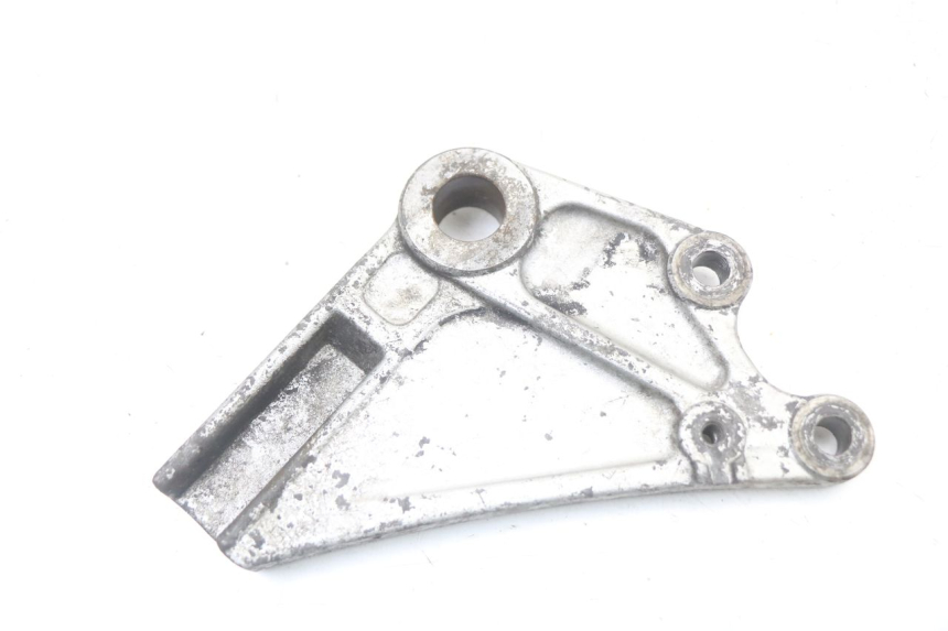 photo de REAR BRAKE CALIPER BRACKET KAWASAKI ZR7 ZR-7 S 750 (1999 - 2004) - Component detail