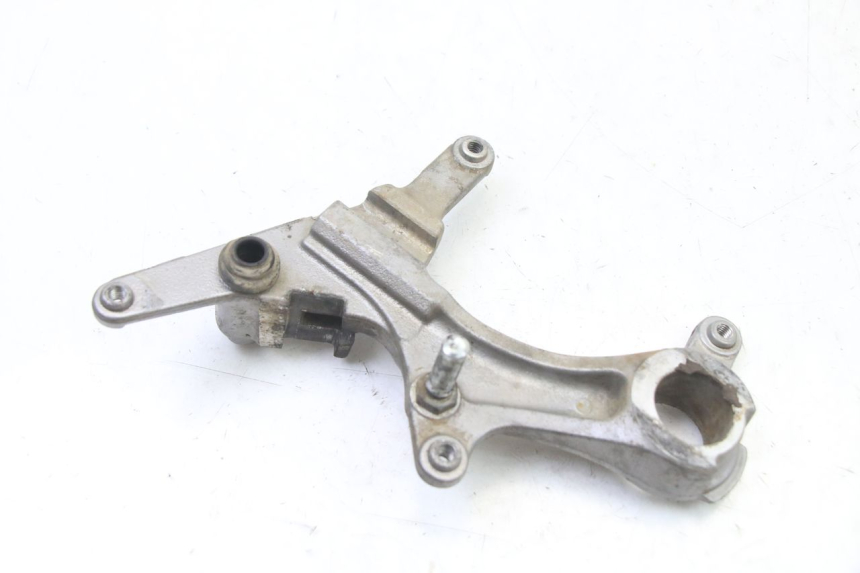 photo de REAR CALIPER BRACKET KAWASAKI KX F KXF 450 (2009 - 2011) - Component detail
