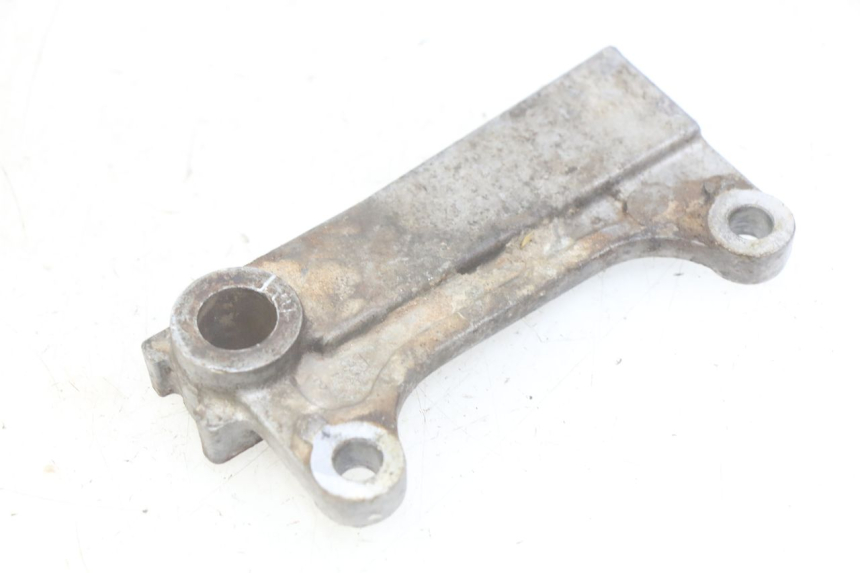 photo de REAR BRAKE CALIPER BRACKET KAWASAKI KX 85 (2001 - 2013) - Component detail