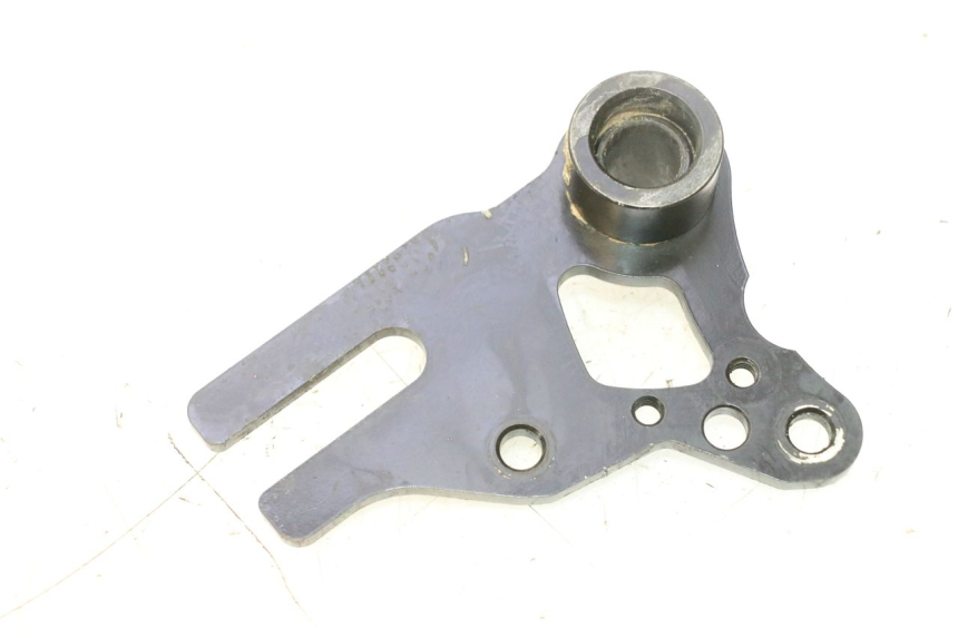 photo de REAR CALIPER BRACKET RIEJU MRT PRO SUPERMOTARD 50 (2007 - 2018) - Alternative perspective