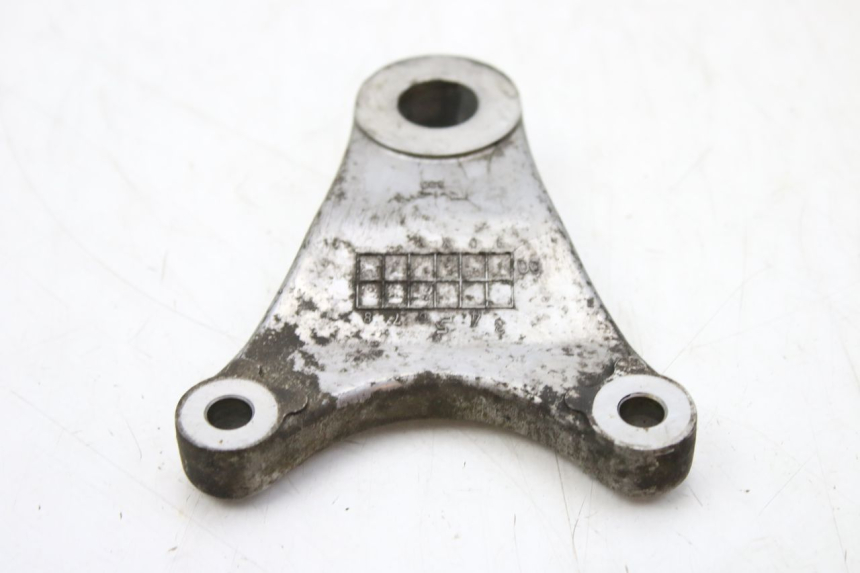 photo de REAR BRAKE CALIPER BRACKET SUZUKI SV S 650 (1999 - 2002) - Alternative perspective