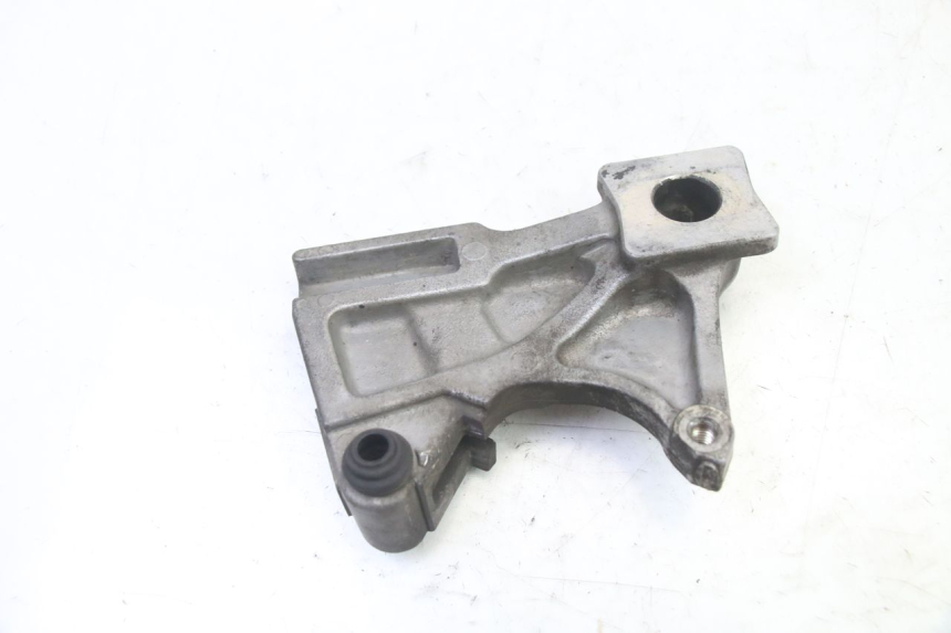 photo de REAR CALIPER BRACKET SUZUKI SV S 650 (2003 - 2009) - Component detail