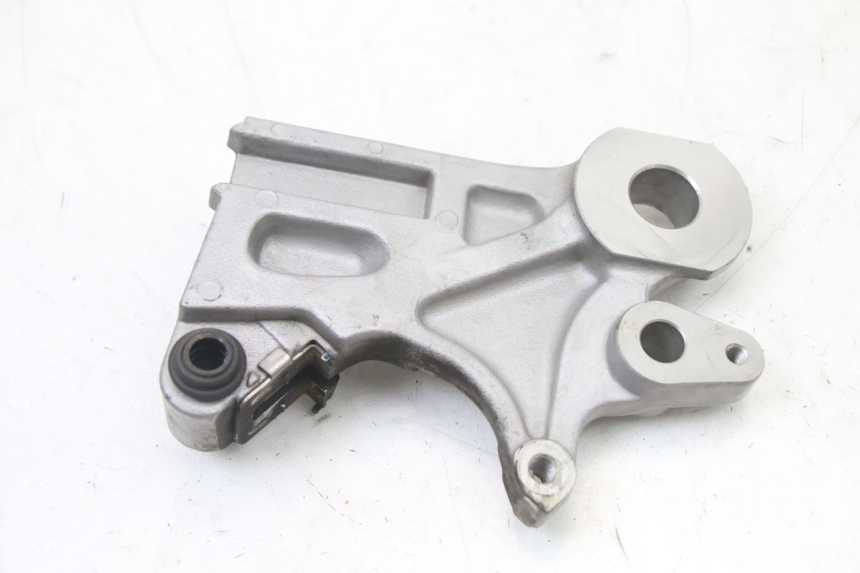 photo de REAR CALIPER BRACKET YAMAHA TRACER 7 700 (2020 - 2024) - Component detail