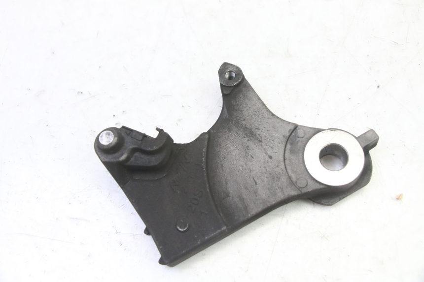 photo de REAR CALIPER BRACKET YAMAHA XJ6 ABS 600 (2008 - 2016) - Zoom on usage condition