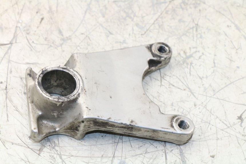 photo de REAR CALIPER BRACKET YAMAHA YZF R1 1000 (1998 - 1999) - Zoom on usage condition