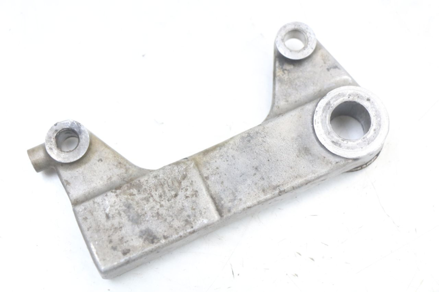 photo de REAR BRAKE CALIPER BRACKET YAMAHA YZ 85 (2002 - 2018) - Zoom on usage condition