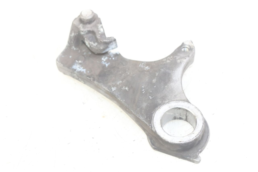 photo de REAR BRAKE CALIPER BRACKET YAMAHA YZF R1 1000 (2007 - 2008) - Component detail
