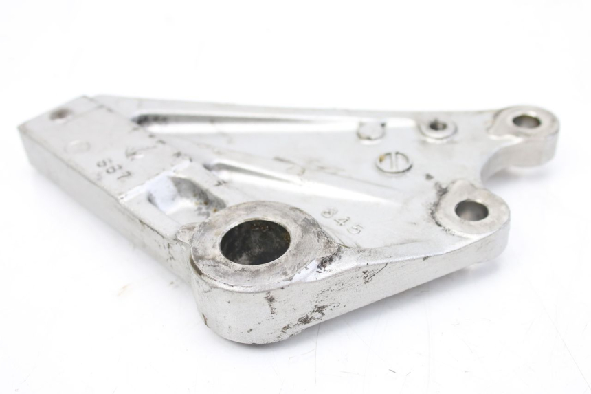 photo de REAR BRAKE CALIPER BRACKET KAWASAKI ZR7 ZR-7 S 750 (1999 - 2004) - Zoom on usage condition
