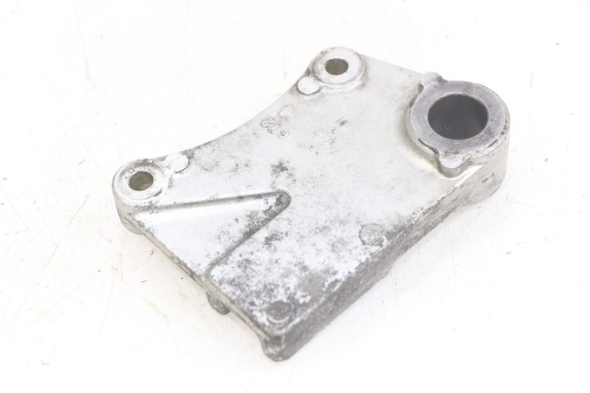 photo de REAR BRAKE CALIPER BRACKET KAWASAKI ZX-6R ZX6R 600 (1995 - 1997) - Zoom on usage condition