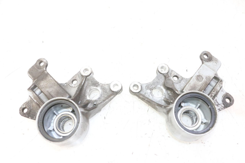 photo de FRONT CALIPER BRACKET PIAGGIO MP3 LT 300 (2010 - 2016) - Component detail