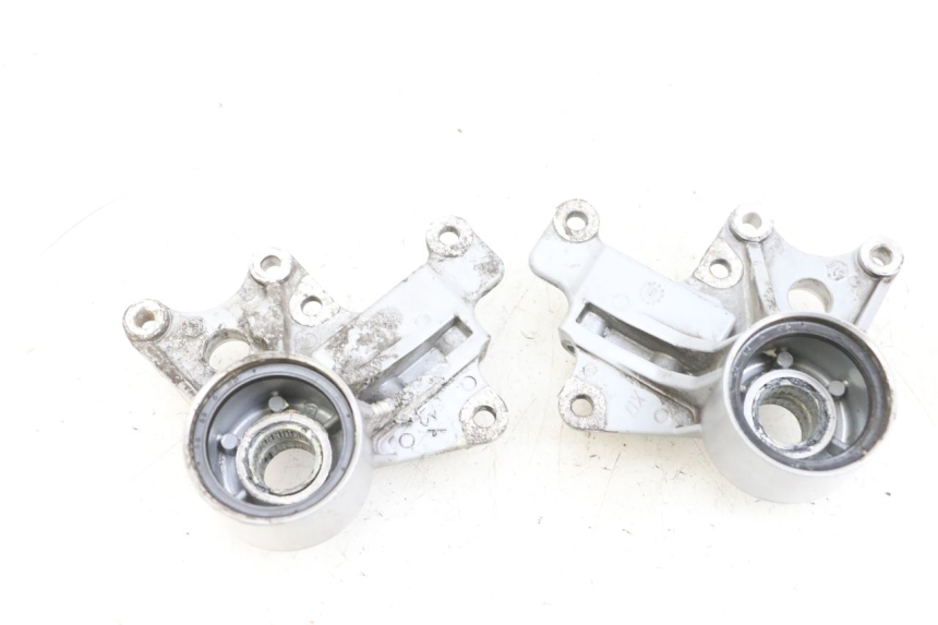 photo de FRONT CALIPER BRACKET PIAGGIO MP3 LT 400 (2007 - 2012) - Product overview