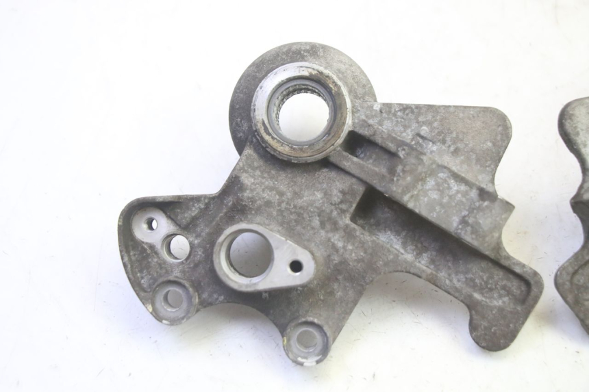 photo de FRONT CALIPER BRACKET PIAGGIO MP3 500 (2016 - 2018) - Component detail