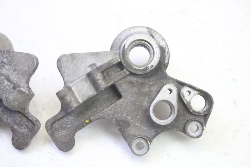 photo de FRONT CALIPER BRACKET PIAGGIO MP3 500 (2016 - 2018) - Zoom on usage condition