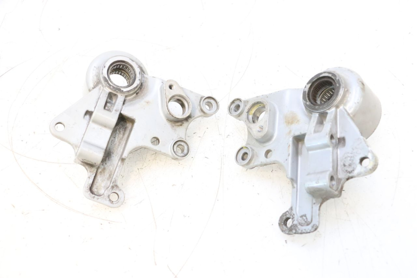 photo de FRONT CALIPER BRACKET PIAGGIO MP3 RL 250 (2006 - 2010) - Component detail