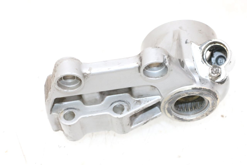 photo de FRONT CALIPER BRACKET PIAGGIO VESPA GTS SUPER IE 125 (2009 - 2016) - Alternative perspective