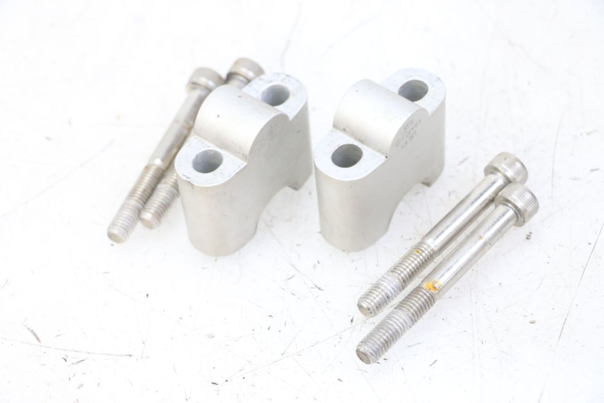 photo de HANDLEBAR SUPPORT HONDA NTV DEAUVILLE ABS 700 (2007 - 2016) - Component detail