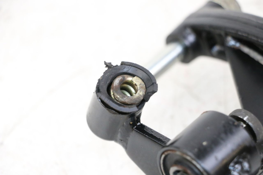 photo de ENGINE MOUNT KYMCO AGILITY 4T 50 (2018 - 2022) - Technical close-up