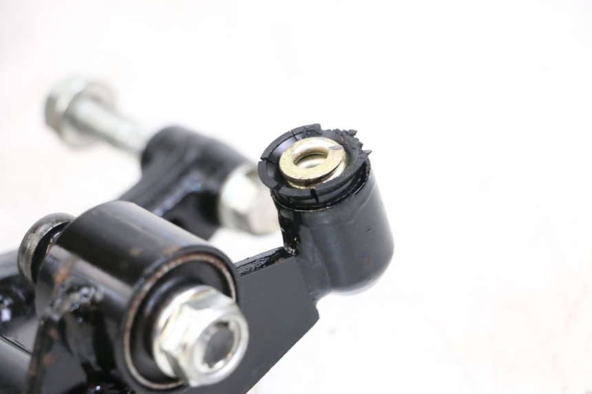 photo de ENGINE MOUNT KYMCO AGILITY 4T 50 (2018 - 2022) - Fixing points details