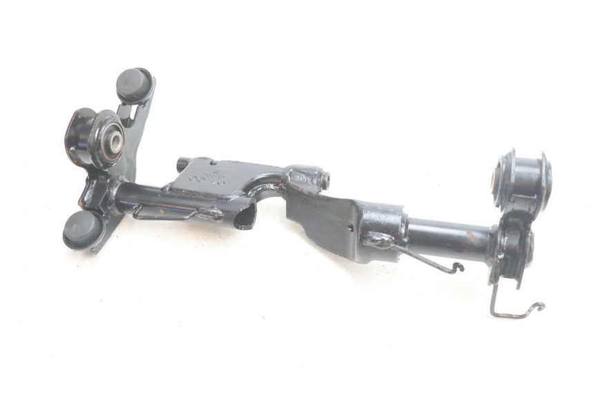 photo de ENGINE MOUNT KYMCO AGILITY CITY 16P 125 (2015 - 2024) - Technical close-up