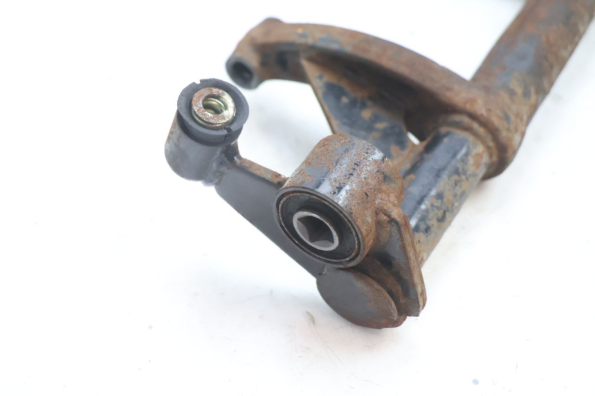 photo de ENGINE MOUNT KYMCO AGILITY PREMIUM 50 (2007 - 2010) - Technical close-up