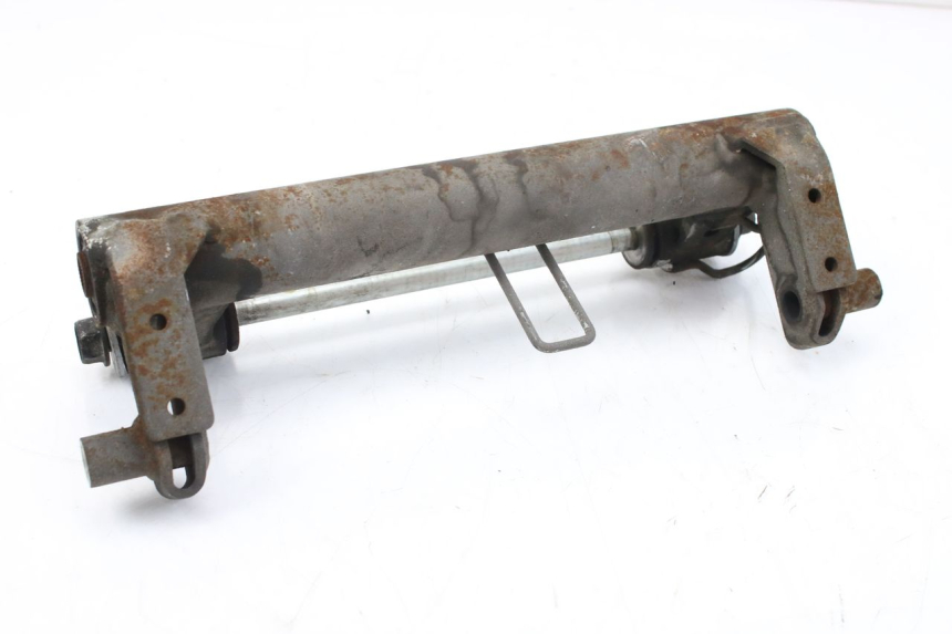 photo de ENGINE MOUNT SUZUKI AN BURGMAN 400 (2006 - 2010) - Alternative perspective