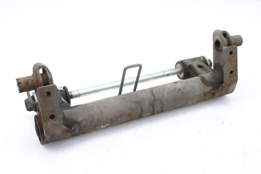 photo de ENGINE MOUNT SUZUKI AN BURGMAN 400 (2006 - 2010) - Technical close-up