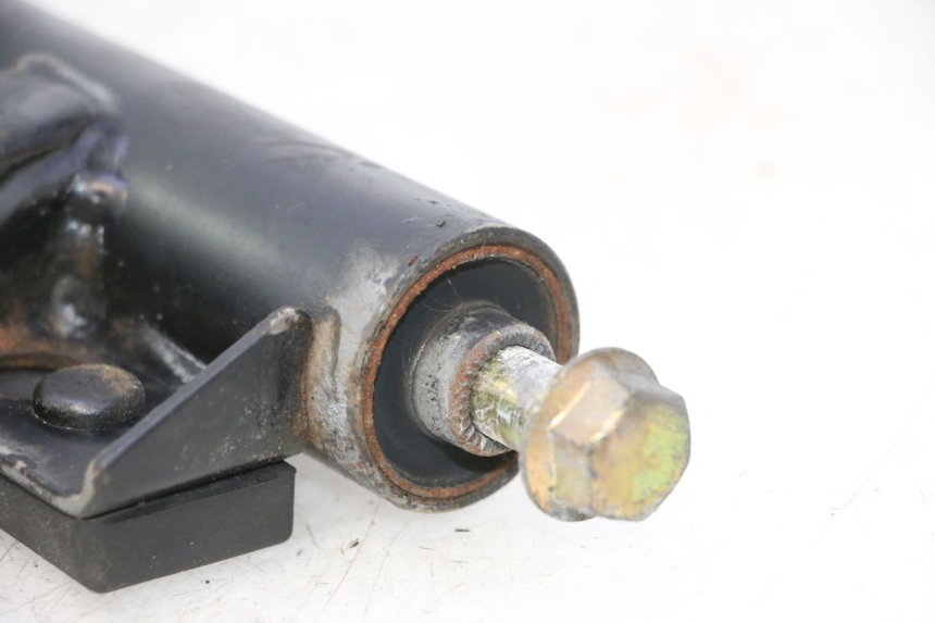 photo de ENGINE MOUNT SUZUKI BURGMAN 125 (2007 - 2014) - Alternative perspective
