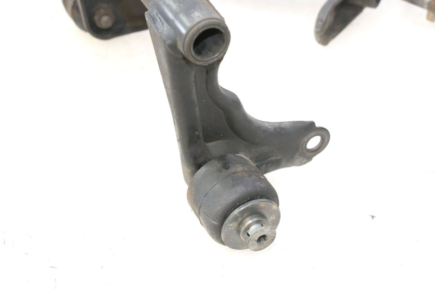 photo de ENGINE MOUNT BMW C1 125 (2000 - 2003) - Surface and material condition