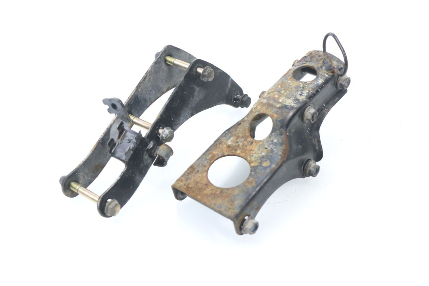 photo de ENGINE MOUNT HONDA CG 125 (1996 - 1998) - Alternative perspective