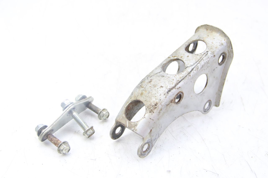 photo de ENGINE MOUNT HONDA CRF CR-F 100 (2004 - 2013) - Technical close-up
