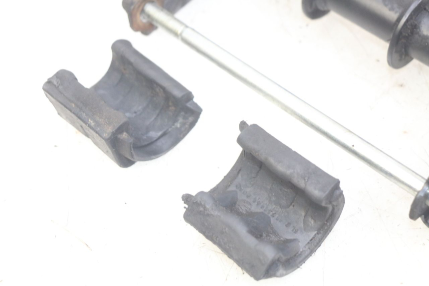 photo de ENGINE MOUNT PEUGEOT ELYSEO 125 (1999 - 2004) - Zoom on usage condition