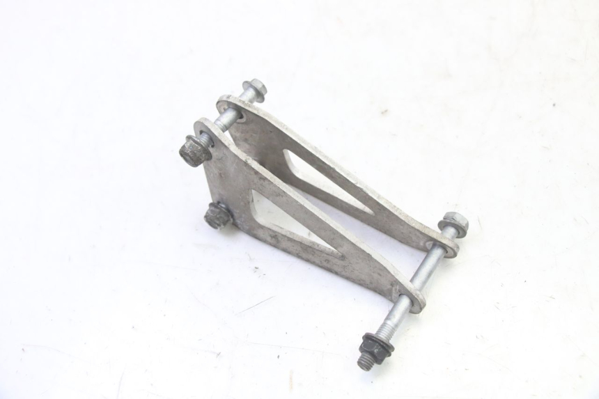 photo de ENGINE MOUNT APRILIA ETX 125 (1998 - 2002) - Component detail