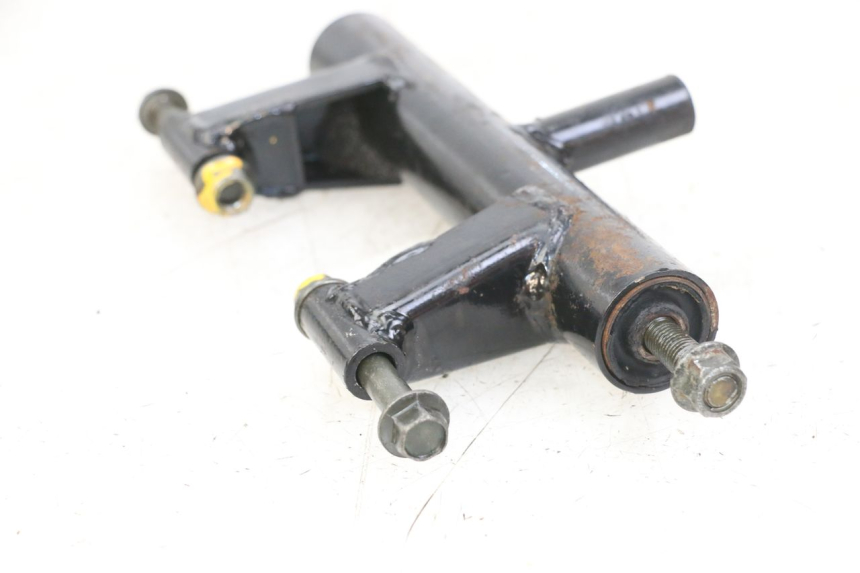 photo de ENGINE MOUNT EUROCKA RETRO 50 (2007 - 2014) - Zoom on usage condition