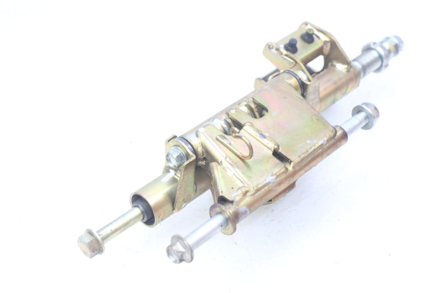 photo de ENGINE MOUNT HONDA FES PANTHEON 2T 125 (1998 - 2002) - Component detail