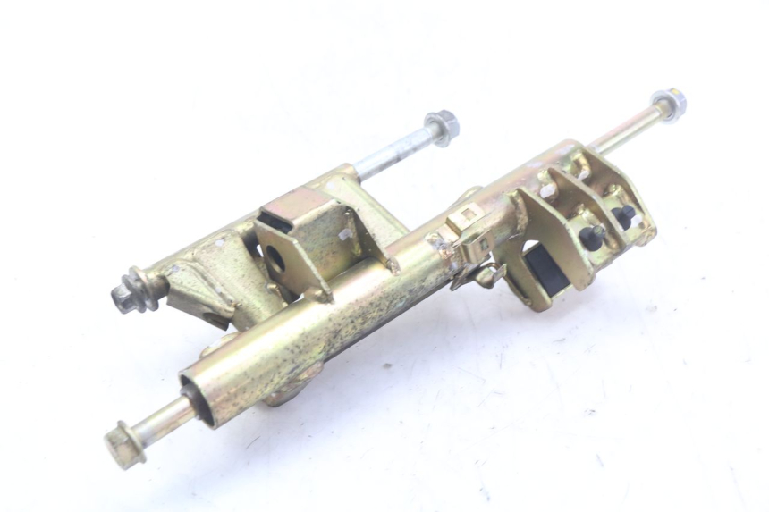 photo de ENGINE MOUNT HONDA FES PANTHEON 2T 125 (1998 - 2002) - Component detail