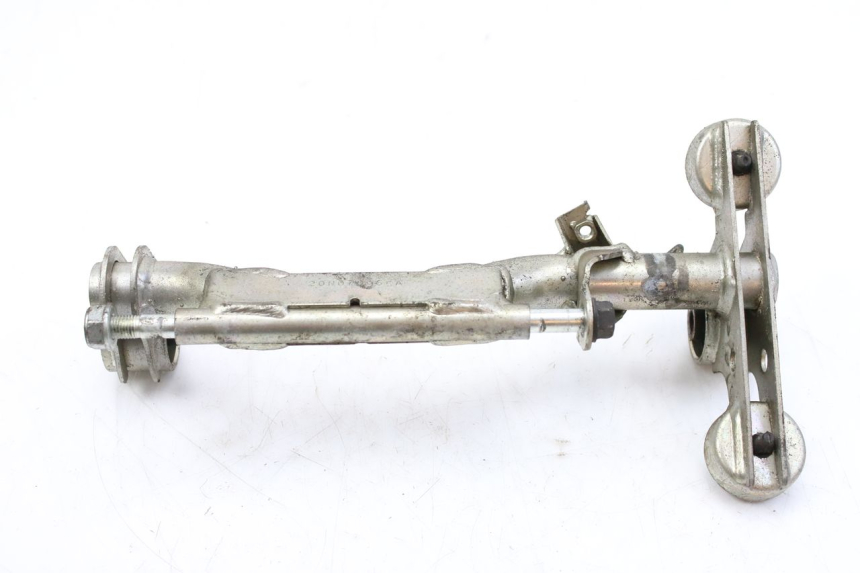 photo de ENGINE MOUNT HONDA FES S-WING SWING ABS 125 (2007 - 2015) - Zoom on usage condition