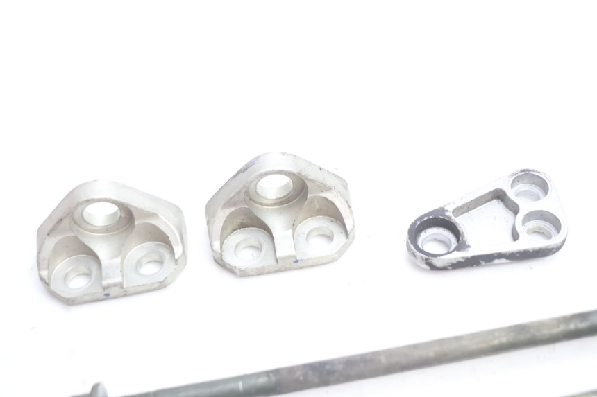 photo de ENGINE MOUNT YAMAHA FJR 1300 (2001 - 2005) - Component detail