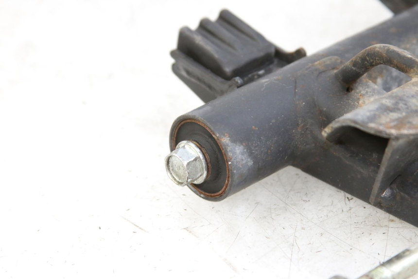 photo de ENGINE MOUNT HONDA FORZA 125 (2015 - 2016) - Zoom on usage condition