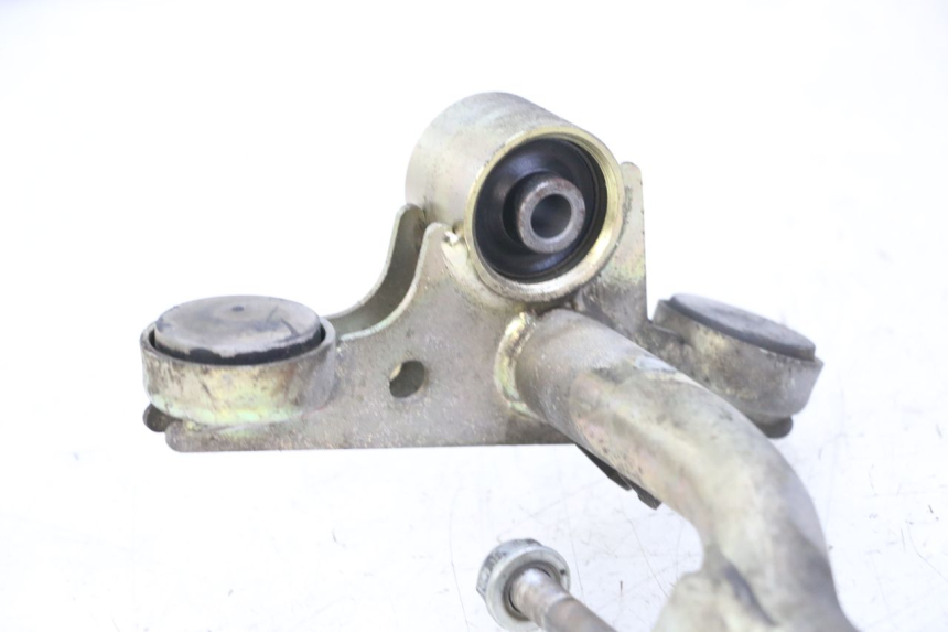 photo de ENGINE MOUNT HONDA NES AROBASE 125 (2000 - 2003) - Alternative perspective