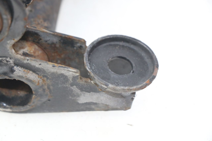 photo de ENGINE MOUNT HAOTIAN HT125T-2 125 - Technical close-up