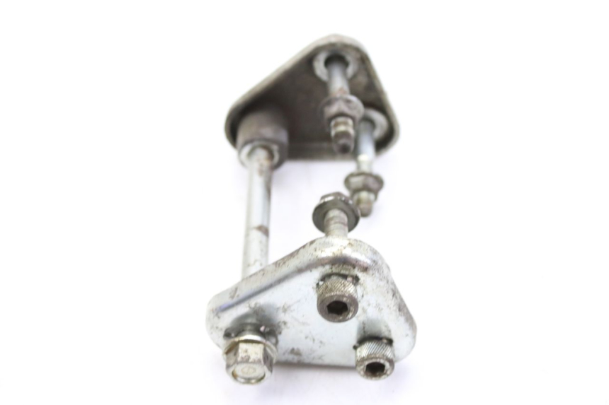 photo de ENGINE MOUNT SYM HUSKY 125 (1999 - 2005) - Alternative perspective