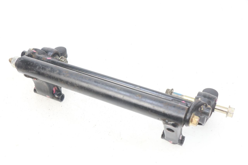 photo de ENGINE MOUNT SYM JET EURO X 2T 50 (2003 - 2007) - Zoom on usage condition