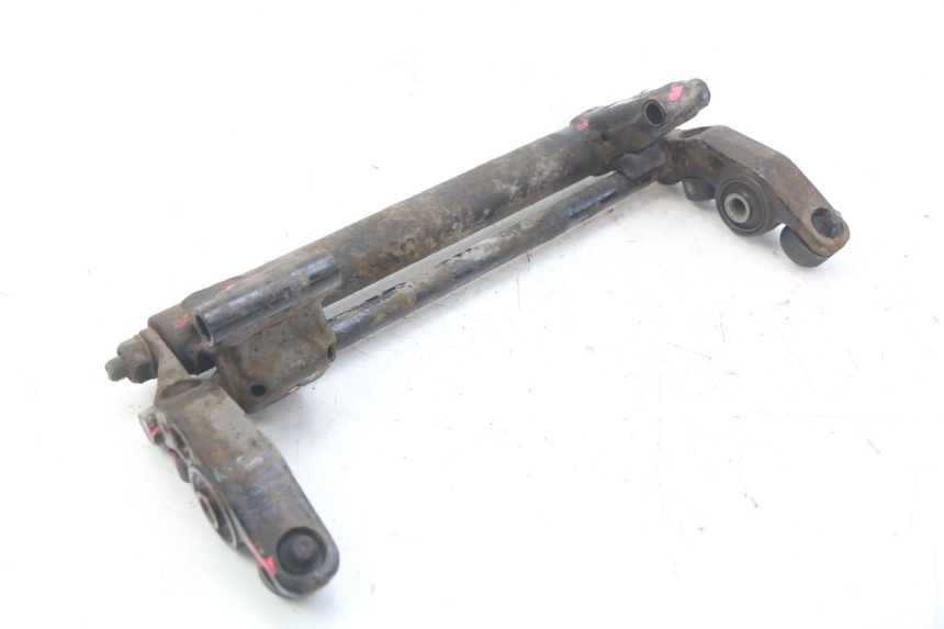 photo de ENGINE MOUNT SYM JET EURO X 2T 50 (2003 - 2007) - Zoom on usage condition