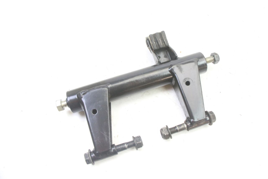 photo de ENGINE MOUNT PEUGEOT KISBEE 4T 50 (2018 - 2022) - Alternative perspective