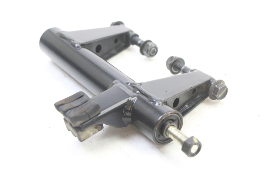 photo de ENGINE MOUNT PEUGEOT KISBEE 4T 50 (2018 - 2022) - Technical close-up