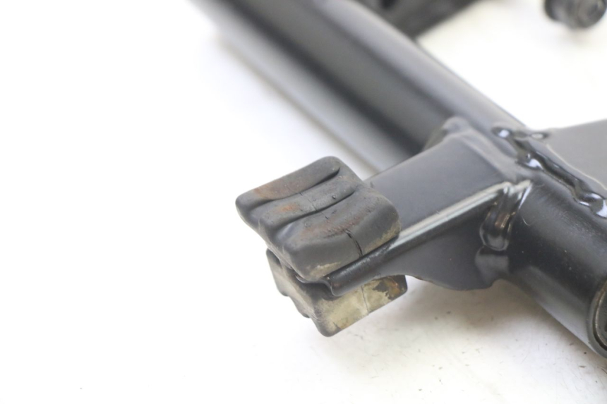 photo de ENGINE MOUNT PEUGEOT KISBEE 4T 50 (2018 - 2022) - Fixing points details